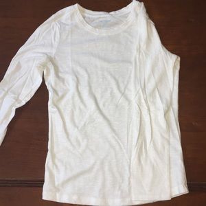 White long sleeve t shirt